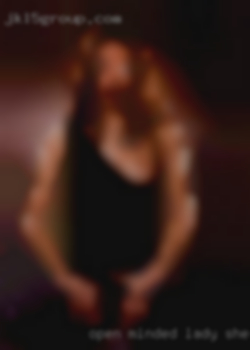 Open minded lady looking  Sherwood, Oregon USA for fun.